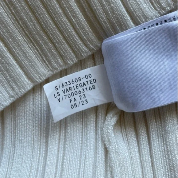 Banana Republic Ribbed Crew Neck Stretch White Long Sleeve Sweater - MED - Picture 10 of 12